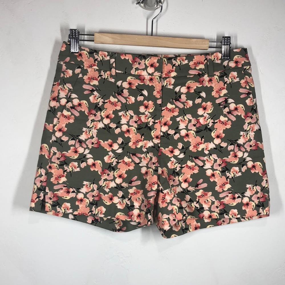Floral Women Shorts - Khaki Green, Cream and Pink